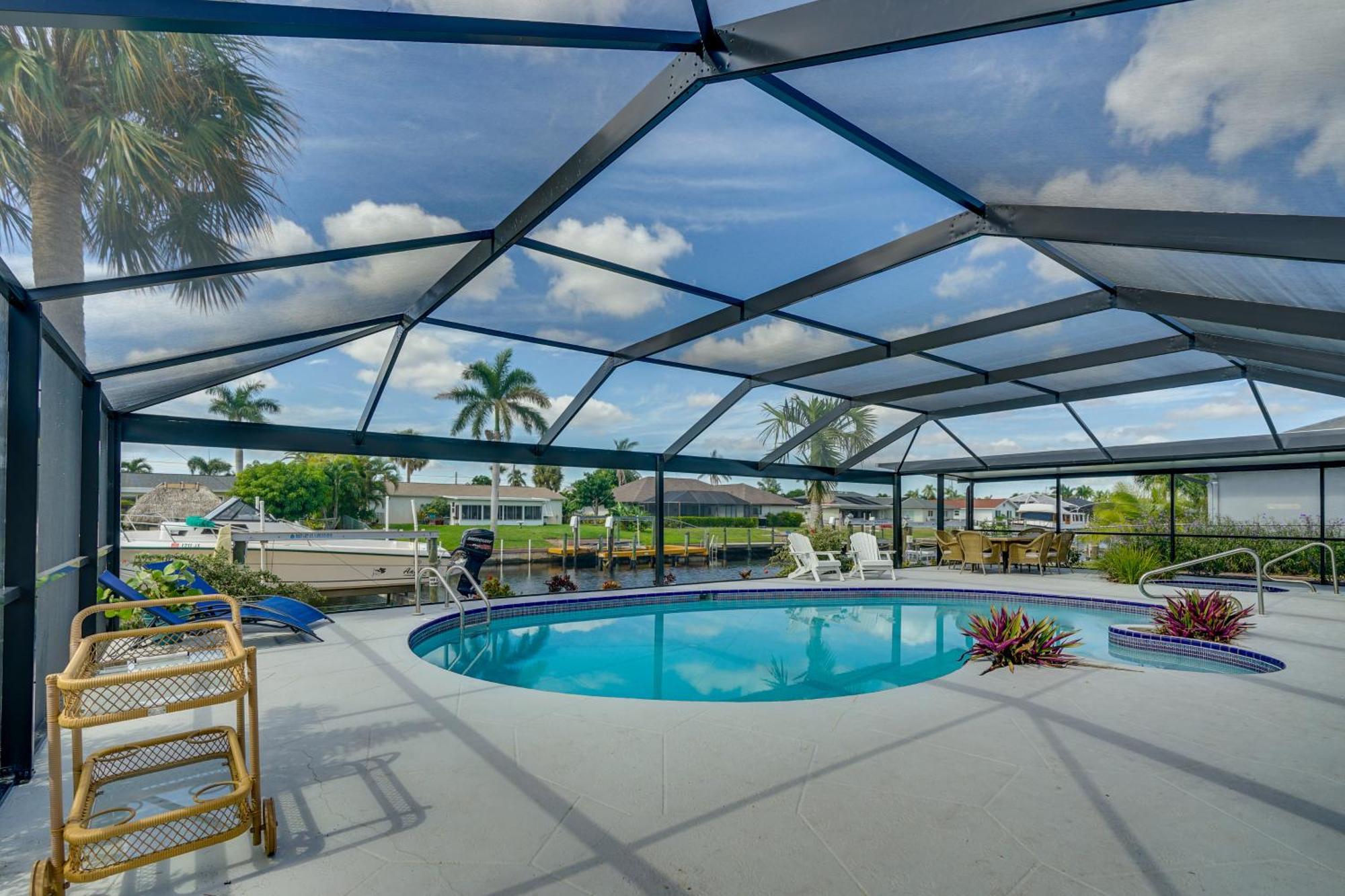 Beachy - Swim, Fish, Boat! * Cape Coral